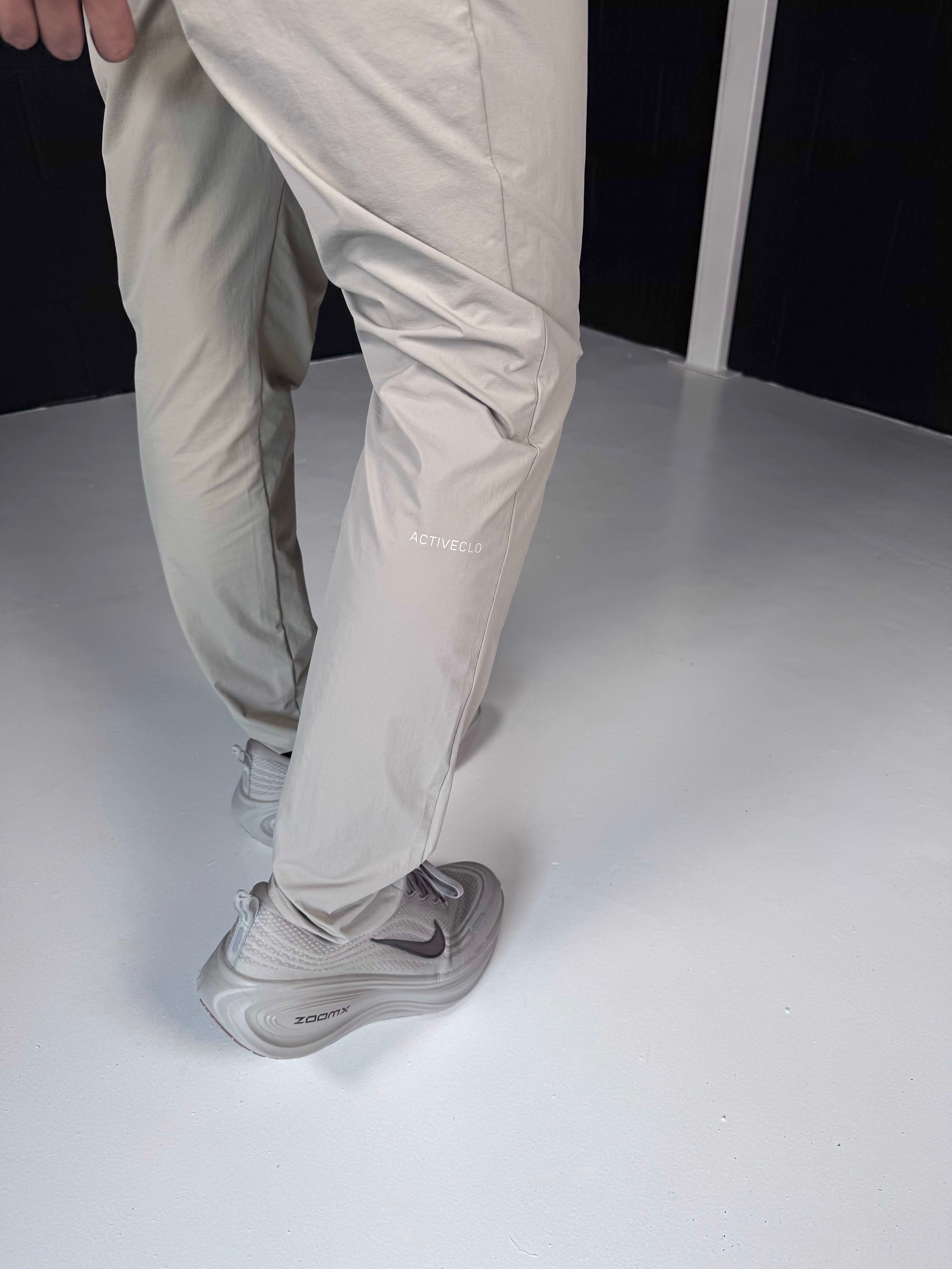 STAPLE TRACKPANT - BLACK