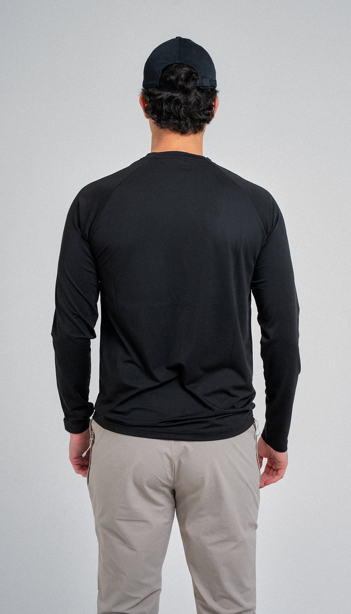 TRAINING DAY LONGSLEEVE - BLACK