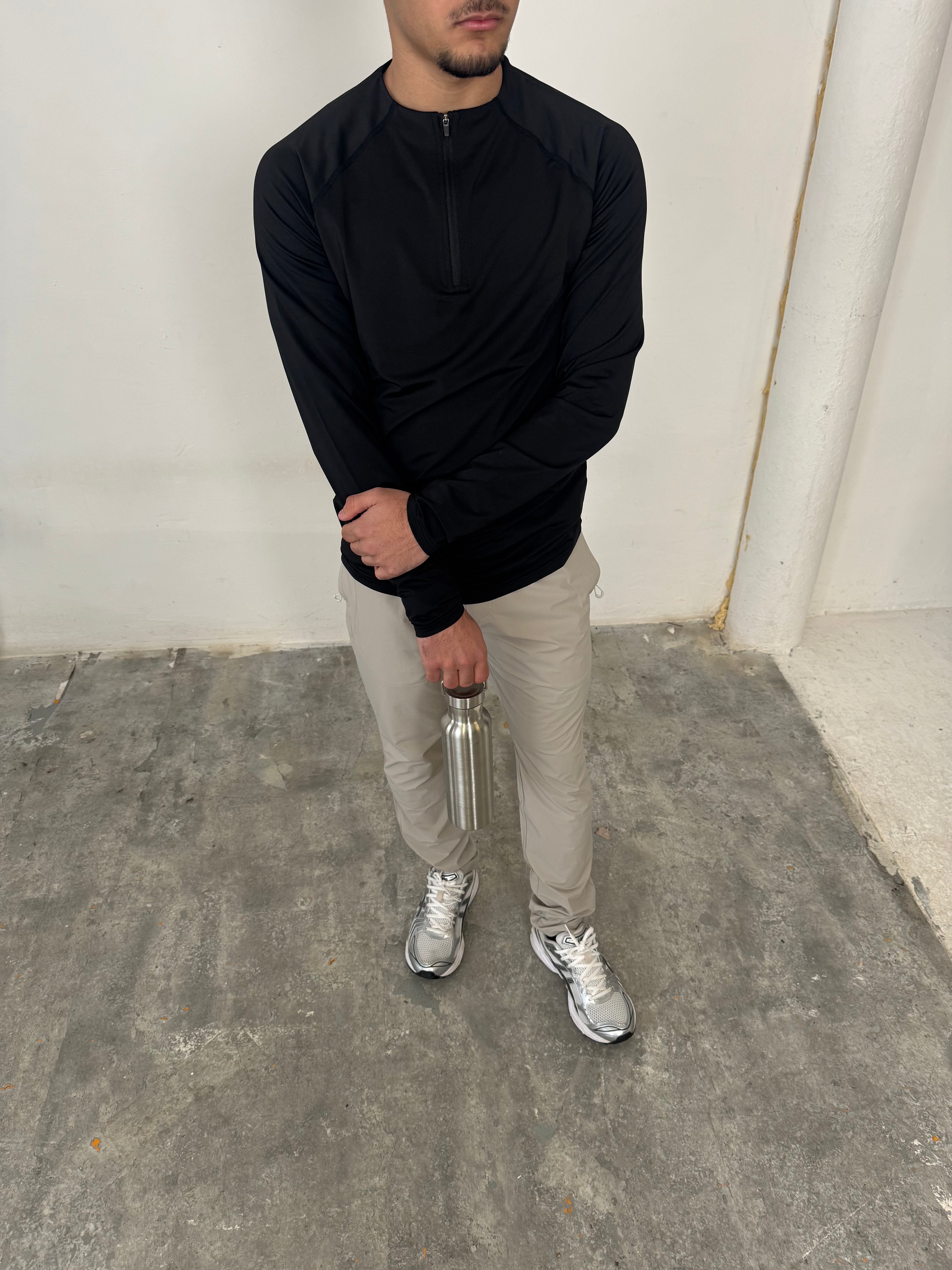 STAPLE ZIP - LIGHT GREY