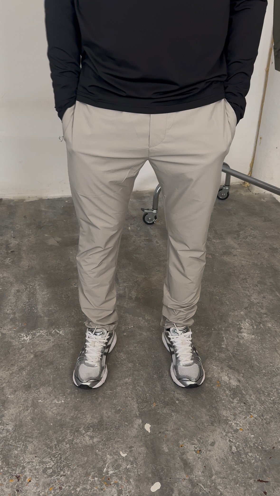 STAPLE TRACKPANT - STONE GREY