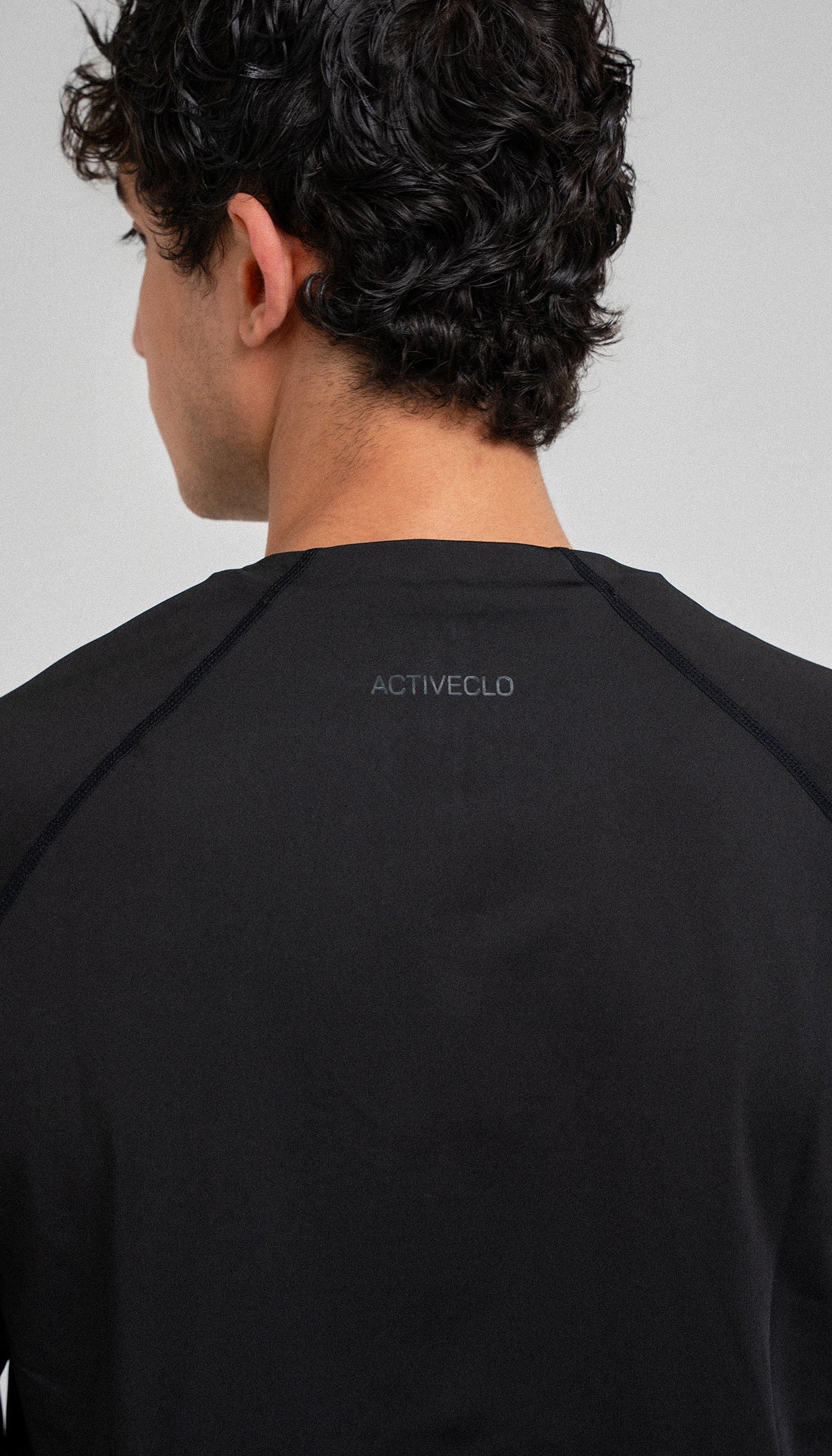 STAPLE ZIP - BLACK