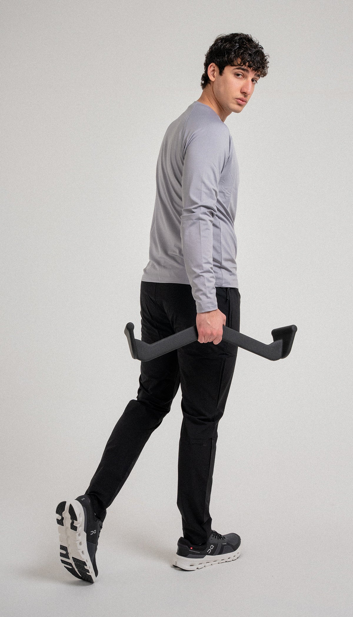 STAPLE ZIP - LIGHT GREY