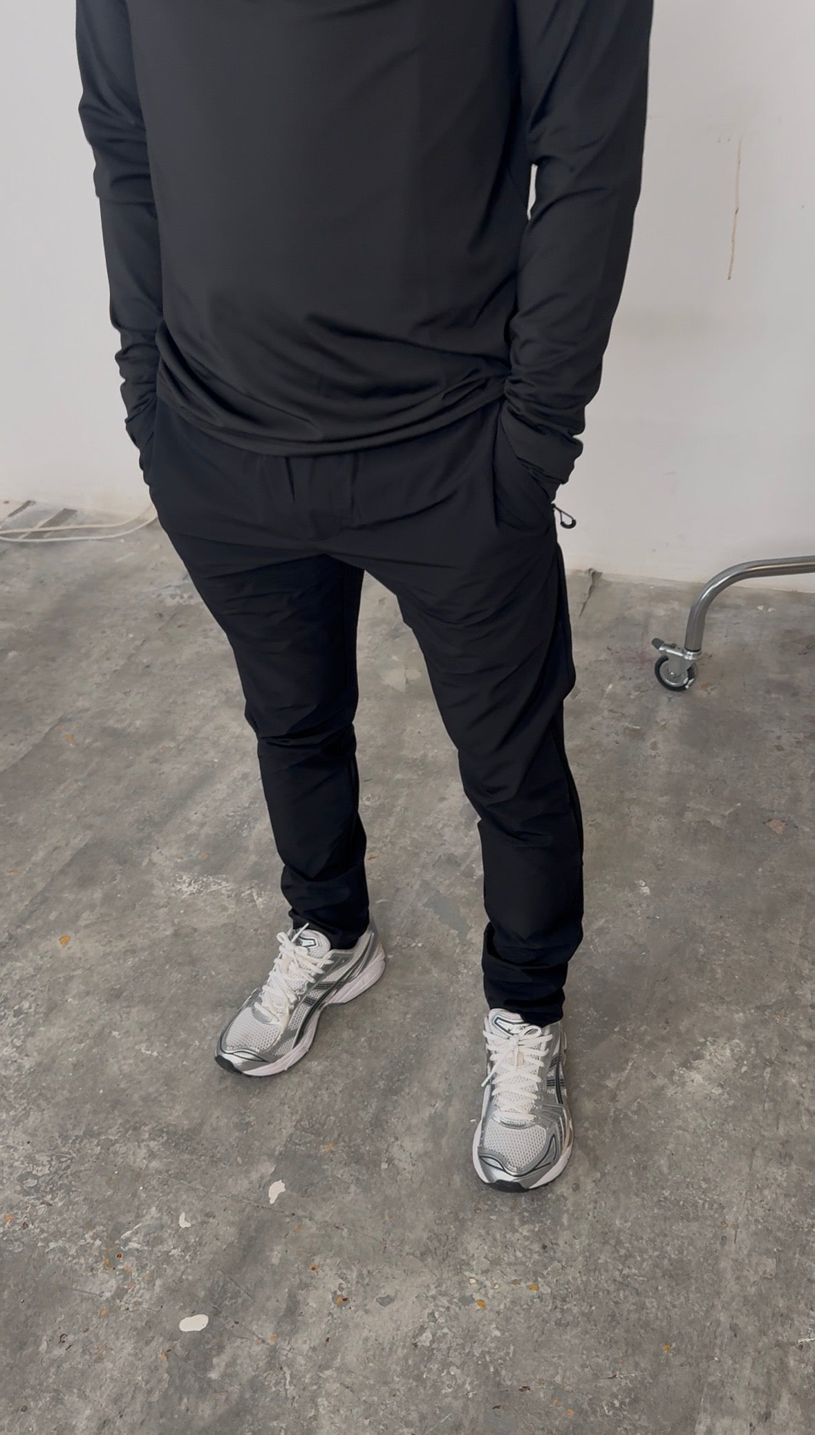 STAPLE TRACKPANT - STONE GREY